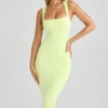 Ainslee Modal Midi-jurk met vierkante hals en nauwsluitende pasvorm in Matcha Green