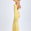 Aldona Slinky Jersey jurk met bloemenapplicatie in pastelgeel