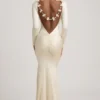 Alila maxi-jurk met strikdetail en gerimpelde zoom in ivoor