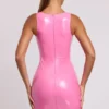 Allani vinyl minijurk met diepe halslijn in roze