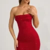 Basel versierde strapless minijurk met cowl-hals in True Red
