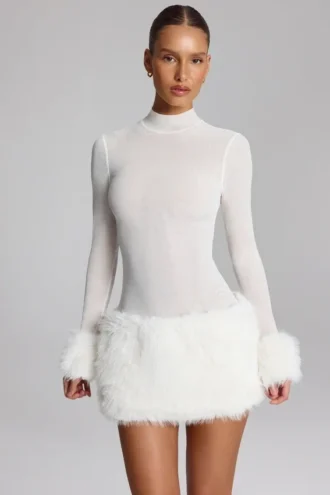 Belladonna minijurk met col en imitatiebont in wit