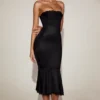 Belsa satijnen bandeau-midaxi-jurk met kanten rand en plooien in zwart