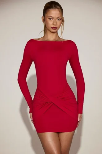 Briallen minijurk van zachte jersey met boothals en drapering in True Red