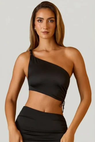 Brisa gerimpelde asymmetrische crop top in zwart