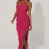 Calico vloerlange jurk met gekruiste bandjes en ruches in fuchsia
