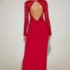 Carmina kanten maxi-jurk met geschulpte halslijn in True Red