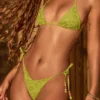 Cebu stringbikini met charm-detail in olijfgroen