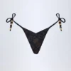 Cebu stringbikini met charm-detail in zwart