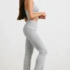 Chunky gebreide broek met omgeslagen pijpen en uitlopende pijpen in grijs gemêleerd