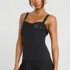Clover geborstelde twill mini-kiltjurk met lage taille in zwart