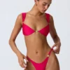 Coquina-bikini-top met versieringen in frambozenroze