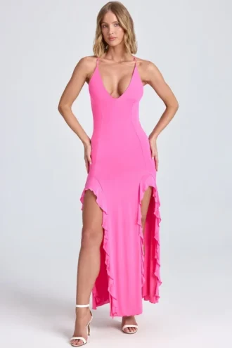 Coraline maxijurk met ruches en ruchesrand in Lollipop Pink