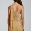 Cosette Top met asymmetrische sjaaldetails en versieringen in goud