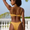 Crinkle Badmode Hipster-bikinibroekje in Marigold