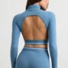Crop top met lange mouwen en col zonder rug in staalblauw