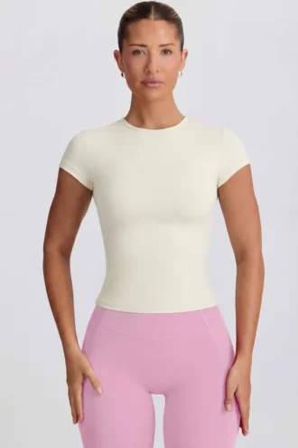 Cut-out longline T-shirt in crème