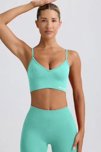 Define Luxe sportbeha met V-hals in mint