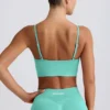Define Luxe sportbeha met V-hals in mint