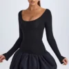 Delphi Modal minijurk met ronde hals, verlaagde taille en bolle zoom in zwart
