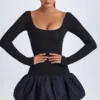 Delphi Modal minijurk met ronde hals, verlaagde taille en bolle zoom in zwart
