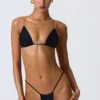South Beach driehoekige bikinitop met kettingversiering in zwart