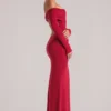Depny off-shoulder maxi-jurk met lange mouwen in kersenrood