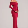 Depny off-shoulder maxi-jurk met lange mouwen in kersenrood