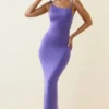 Devika maxi-jurk met ruches en open rug in violet