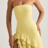 Diletta strapless jurk met ruches in pastelgeel