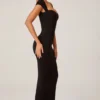 Dolcezza maxi-jurk met sweetheart-halslijn in zwart