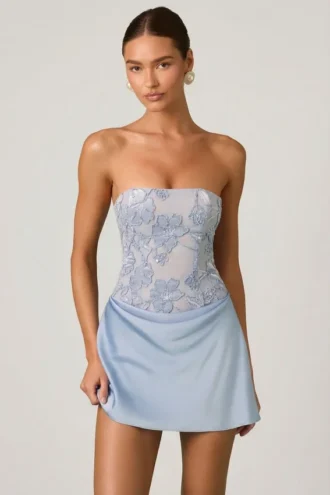 Eden versierde gedrapeerde strapless A-lijn mini-jurk in hemelsblauw