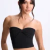 Edie Modal Twist-Front Bandeau Top in zwart