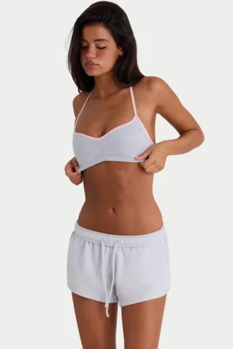Elastische minishort van geborsteld jersey in mistgrijs