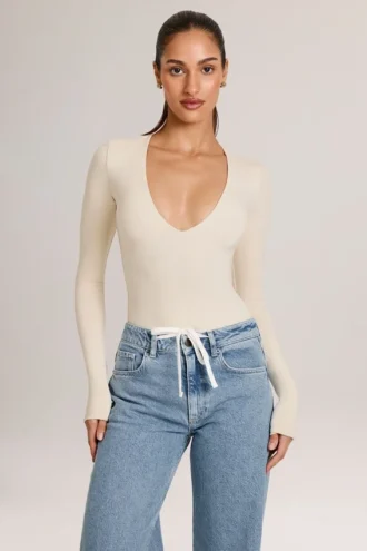 Elodie Modal Plunge Body met lange mouwen  in ivoor