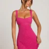 Emilion versierde mini-jurk met uitsnijdingen in fuchsia