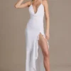 Emmeline chiffon jurk met col en open rug in wit