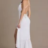 Emmeline chiffon jurk met col en open rug in wit