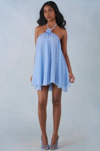 Evania halternek babydoll-minijurk met blauwe stippenprint