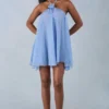 Evania halternek babydoll-minijurk met blauwe stippenprint