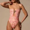 Faye bandeau-badpak met uitsnijdingen in paisleyprint