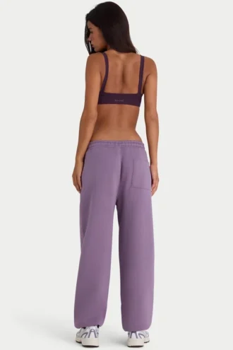 Geborstelde jersey joggingbroek met middelhoge taille en relaxte pasvorm in Dusk