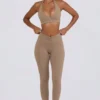 Geborstelde jersey legging met ruches en middelhoge taille in mokka gemêleerd