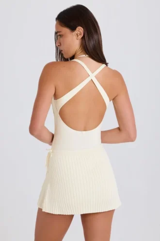 Geribbelde gebreide skort met strik in crème