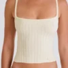 Geribbelde tanktop met strik in crème