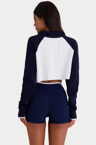 Geribde, cropped trui met kwartritssluiting in klassiek marineblauw