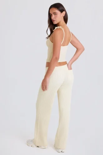 Geribde joggingbroek met wijde pijpen in crème