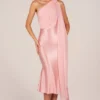 Giada halterjurk met sjaaldetail in blushroze