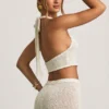 Gianna Bouclé halternek crop top in wit