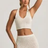 Gianna Bouclé halternek crop top in wit